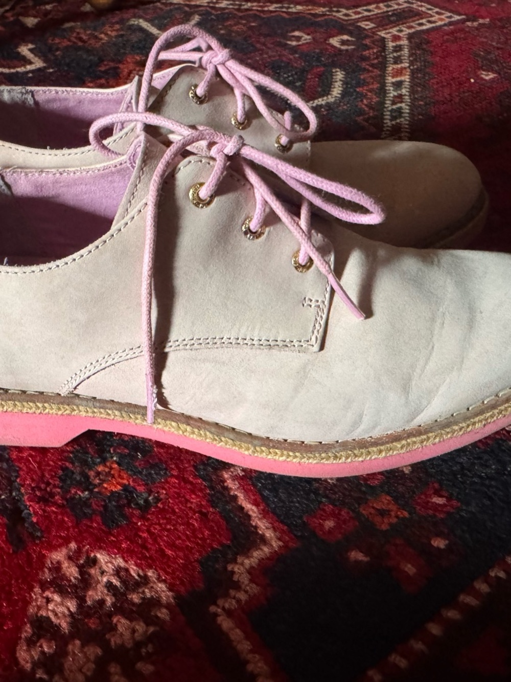 Sperry woman suede light pink shoes